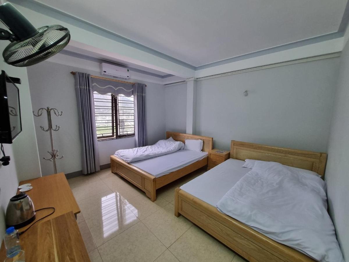 Nha Nghi T&T Hotel Dong Van  Exterior photo